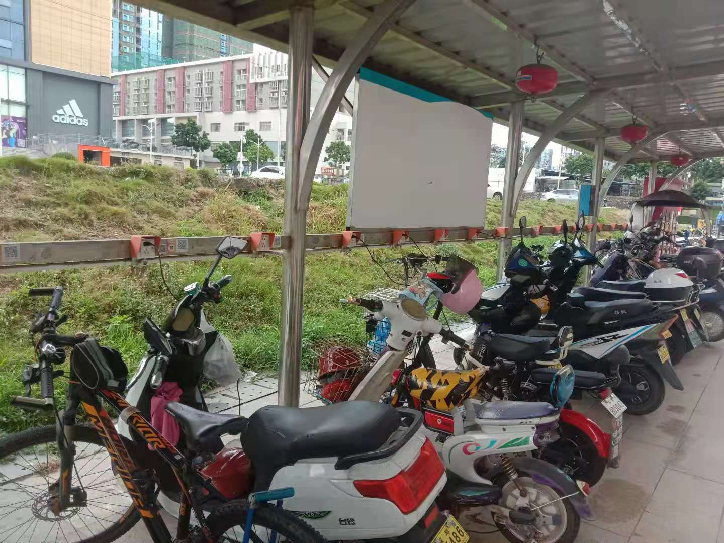 電單車(chē)充電樁-電動(dòng)車(chē)充電站-電瓶車(chē)充電樁-深圳市睿通信息有限公司