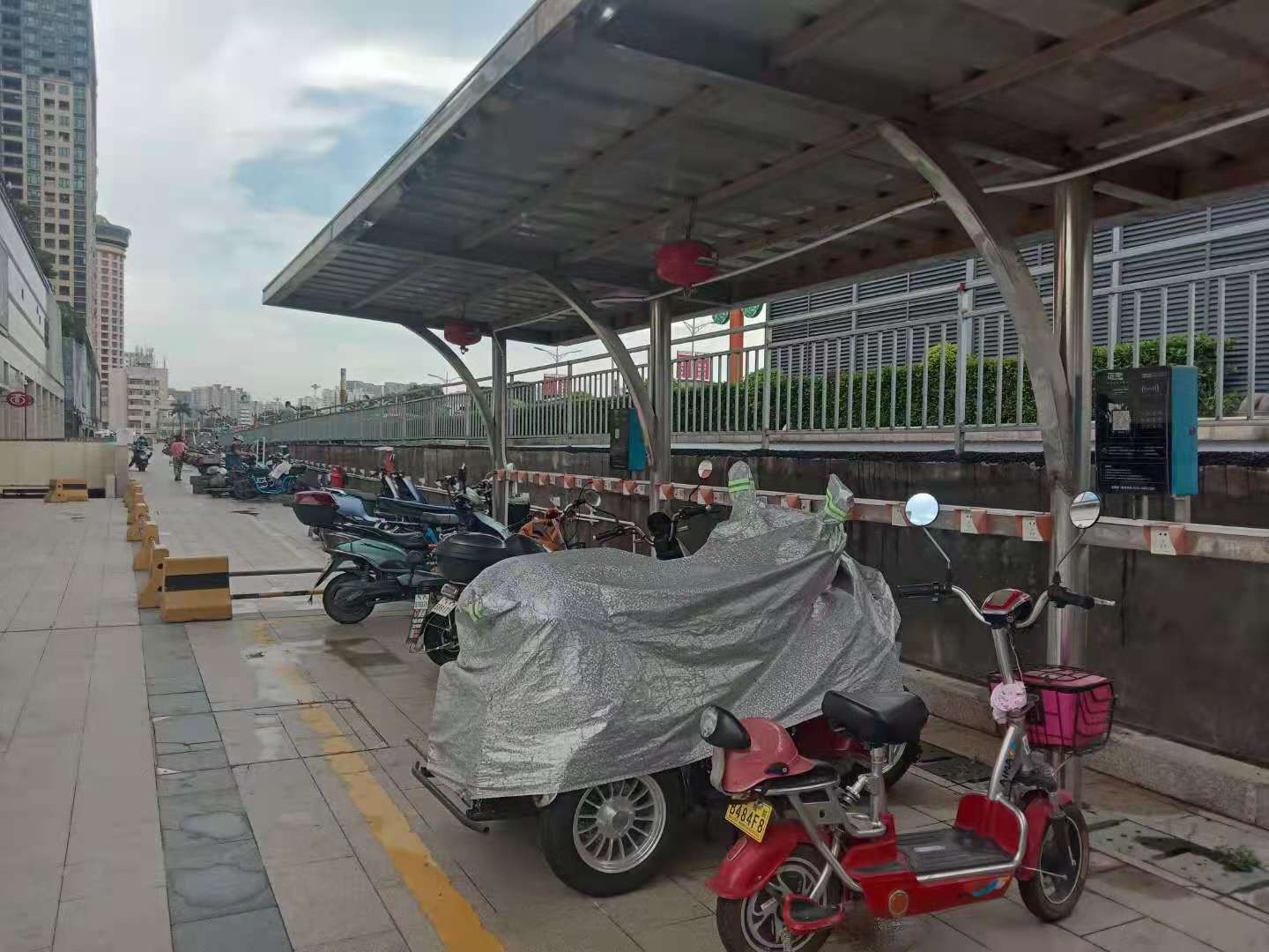 電單車(chē)充電樁-電動(dòng)車(chē)充電站-電瓶車(chē)充電樁-深圳市睿通信息有限公司 電單車(chē)充電樁-電動(dòng)車(chē)充電站-電瓶車(chē)充電樁-深圳市睿通信息有限公司