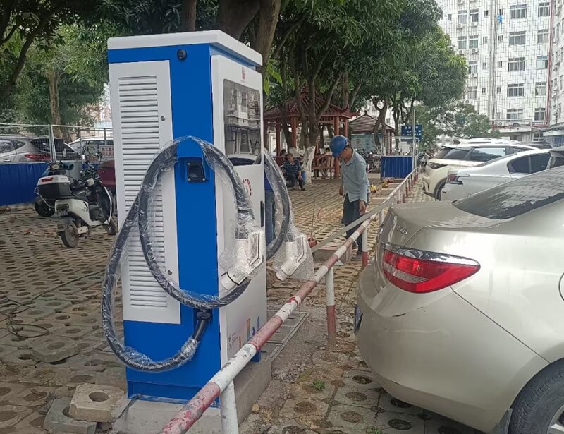 汽車(chē)直流樁-欽州一醫院